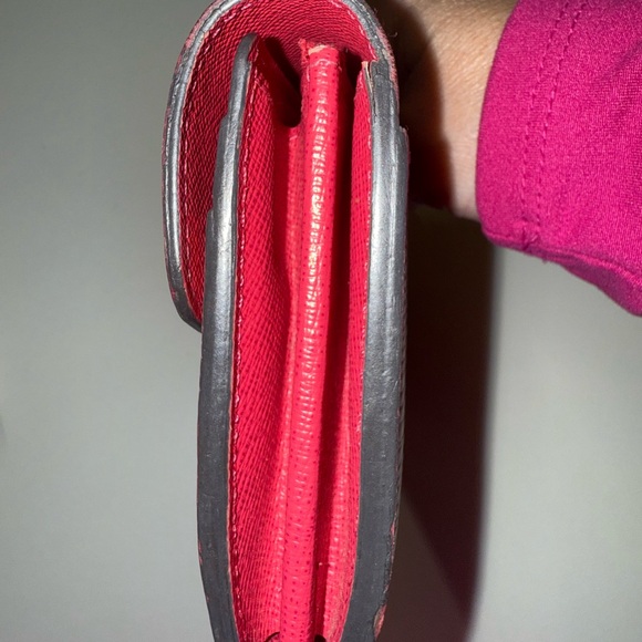 Low Start! Louis Vuitton Pink Epi Sarah Wallet with box - Picture 3 of 12